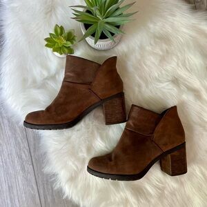 CLARKS | Women's Heeled Ankle Booties